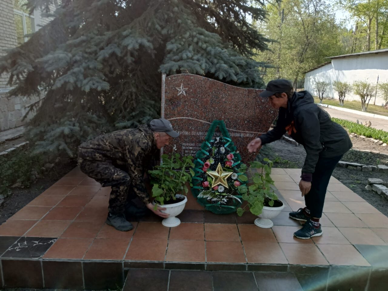 Украсим Победу цветами 