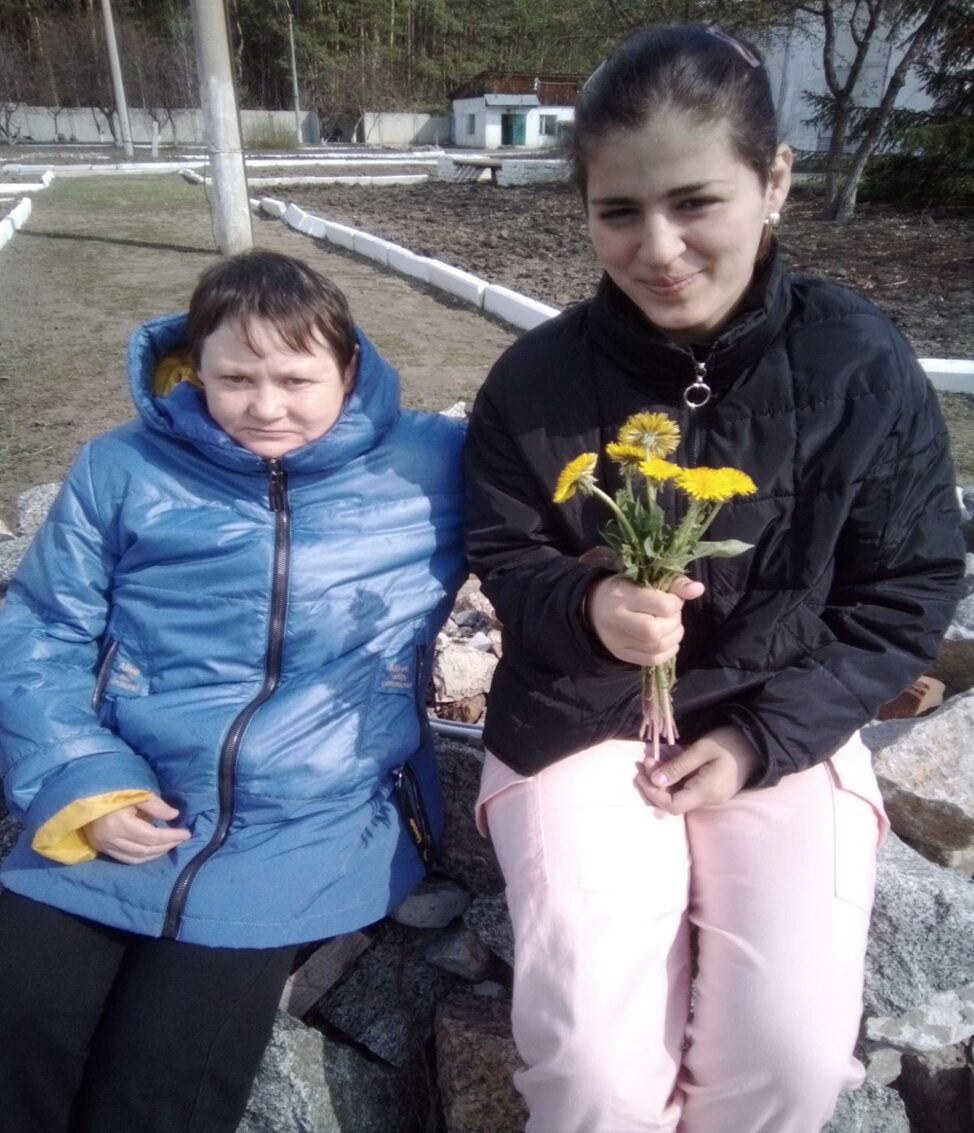 Акция "Украсим Победу цветами"