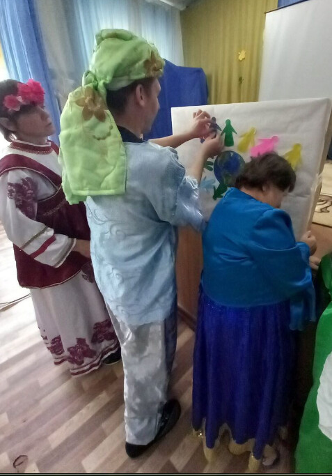 "Хоровод дружбы"