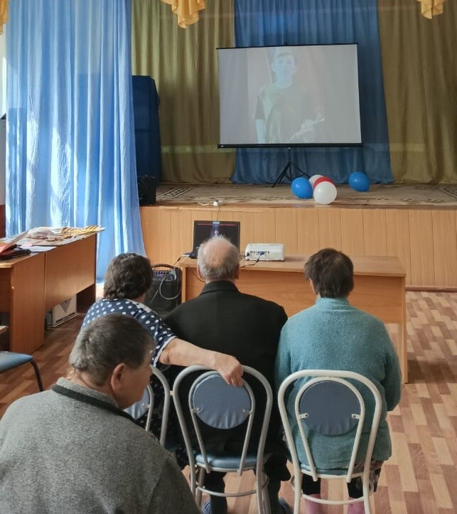 Поздравления от молодого поколения