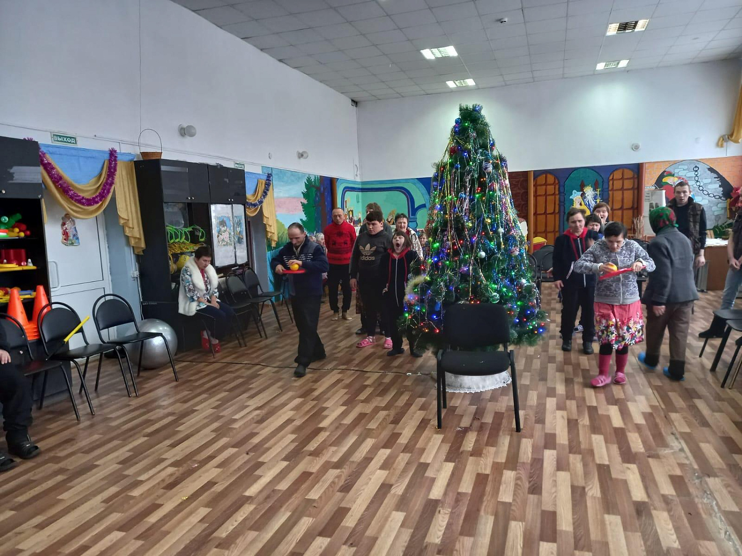 "Рождественские игры"