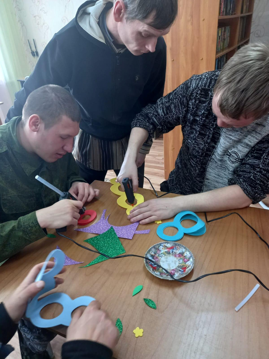 Праздничные сувениры