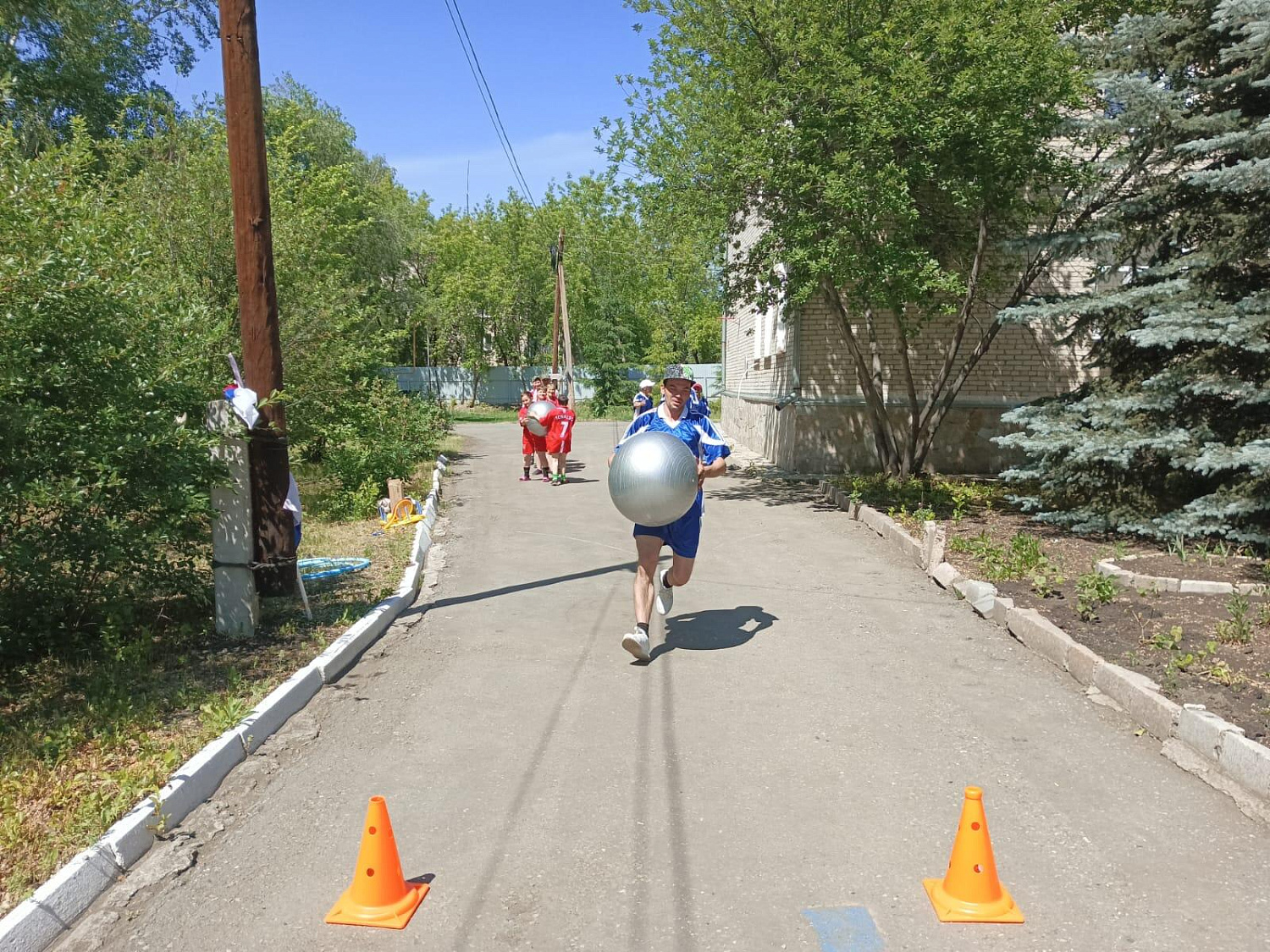 Спортивная эстафета ,посвященная дню России