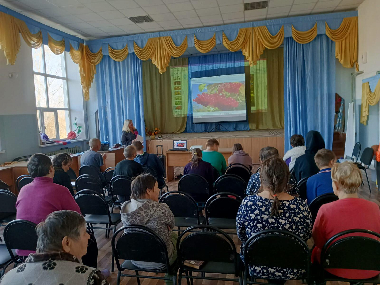 Месячник, посвященный Международному дню пожилых людей.