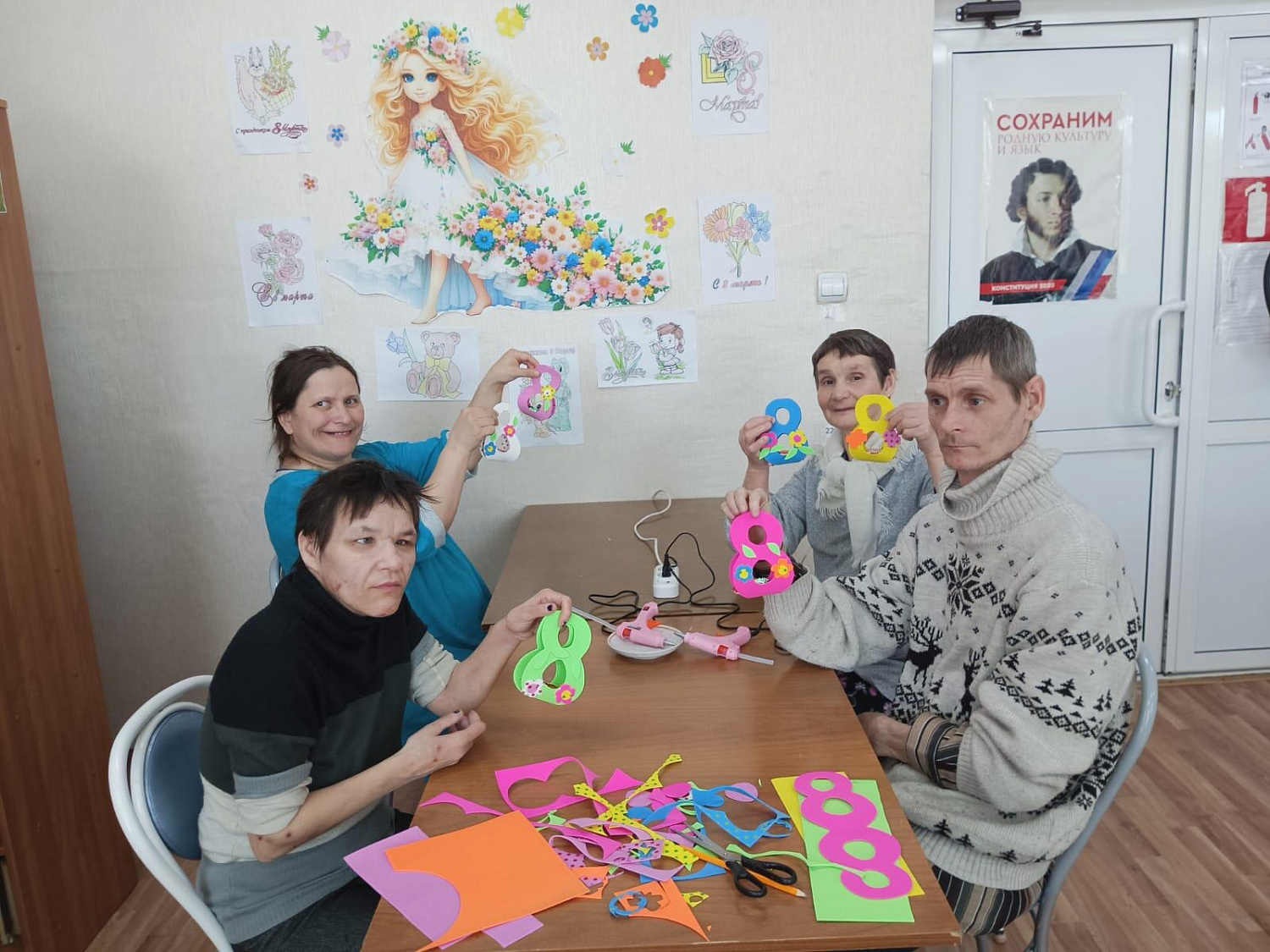 Подготовка к празднику  "Для вас, любимые!"