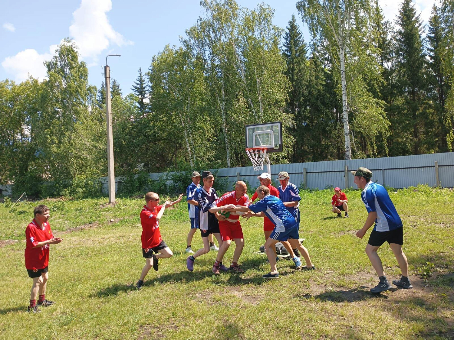 "Быть первым!"