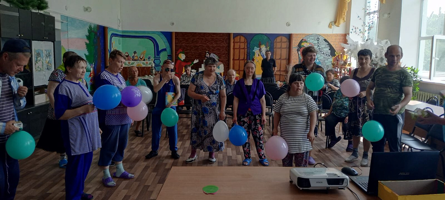 16 августа  - День чуда своими руками.